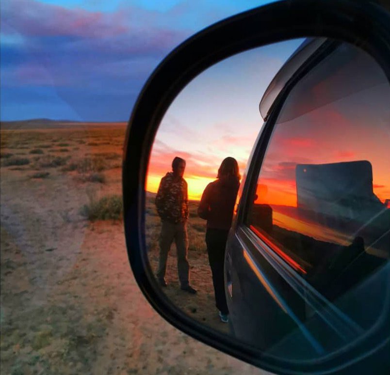 Solnedgang i speil, Mongolia