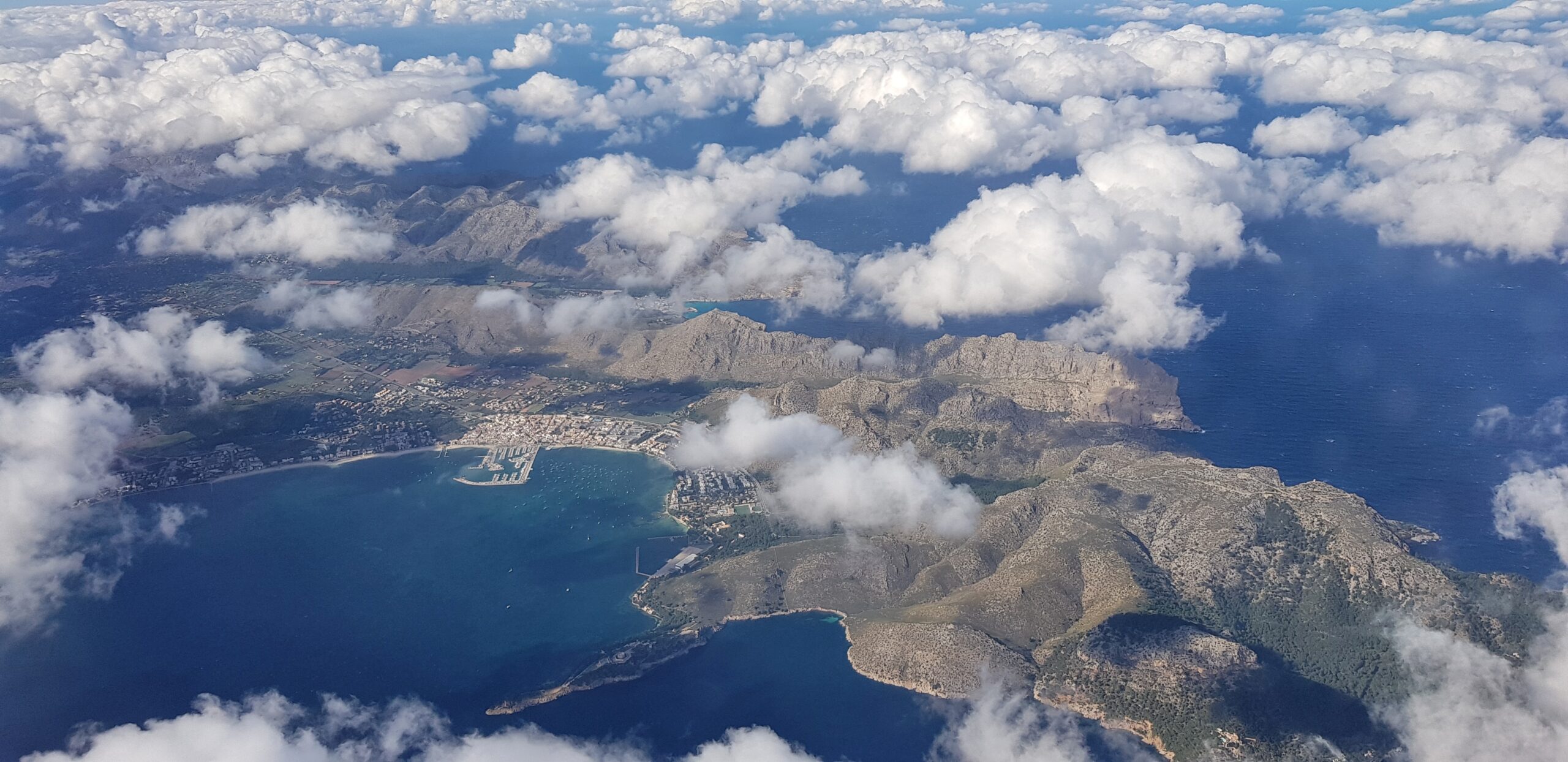 Bilde tatt fra fly over Mallorca