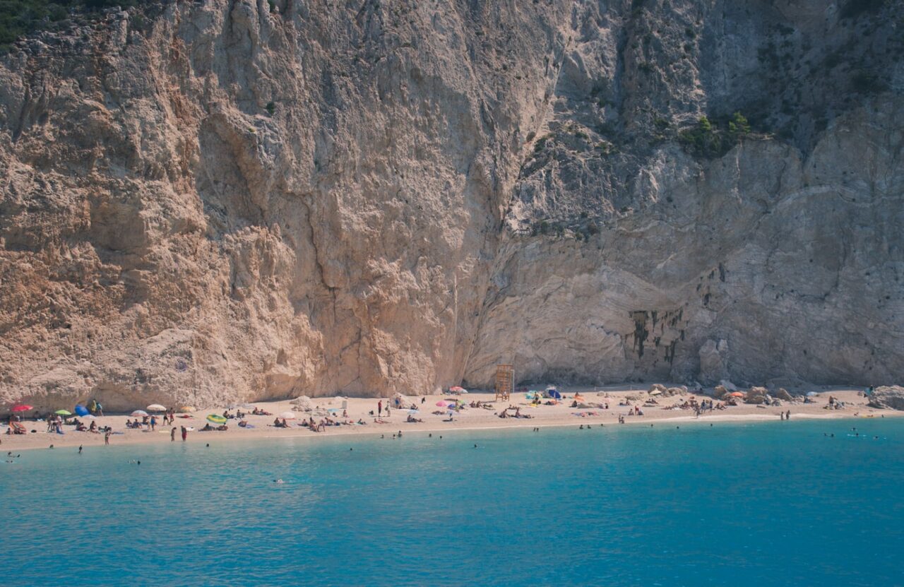 Strand på Lefkas i Hellas