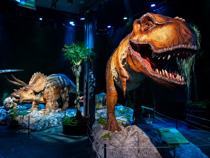 Dinosaurutstilling på Norsk Oljemuseum